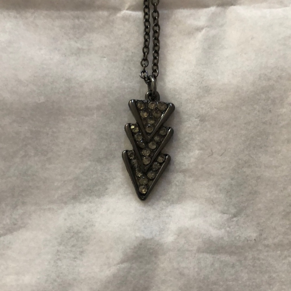 Arrow necklace